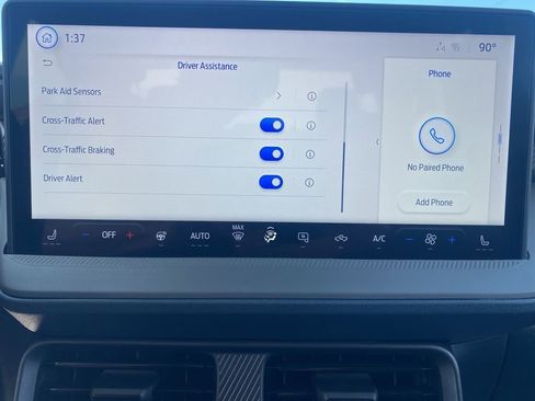 New 2025 Ford Maverick XLT w/ XLT Luxury Package image 39