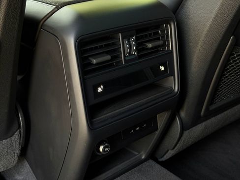 Used 2024 Porsche Cayenne Turbo GT image 36