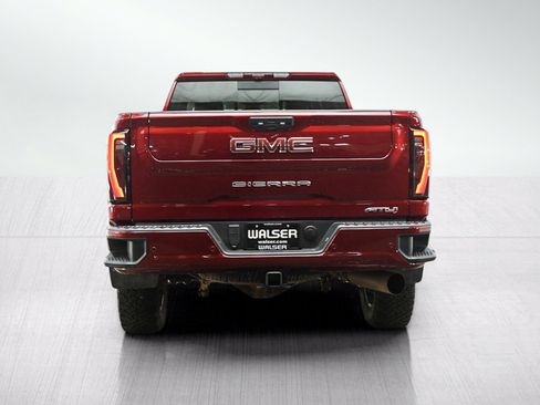 Used 2024 GMC Sierra 2500 AT4 w/ Technology Package AWD/4WD image 4