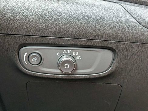 Used 2024 Buick Encore GX Preferred FWD image 28
