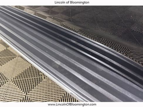 Used 2018 Cadillac Escalade ESV Luxury image 36