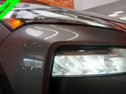 Used 2022 Nissan Rogue SL w/ SL Premium Package image 65