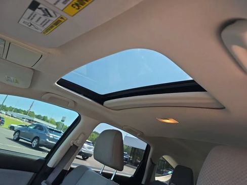 Used 2016 Honda CR-V EX image 16