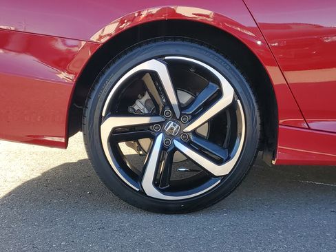 Certified 2022 Honda Accord Sport image 5