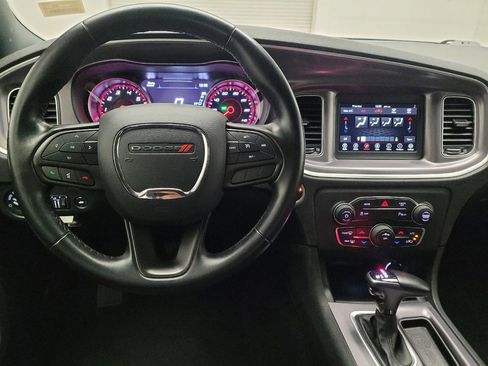 Used 2020 Dodge Charger SXT RWD image 22