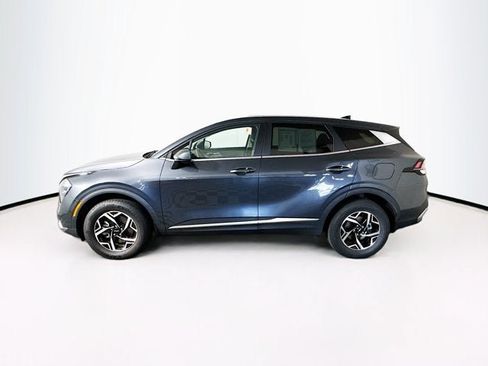 Used 2023 Kia Sportage LX AWD/4WD image 8