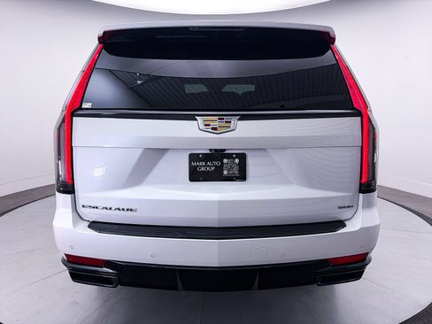 Used 2022 Cadillac Escalade Sport Platinum AWD/4WD image 18