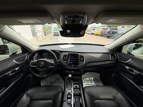 Used 2020 Volvo XC90 T5 Momentum w/ Protection Package Premier AWD/4WD image 19