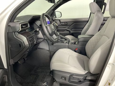 New 2025 Toyota Tacoma SR5 image 15