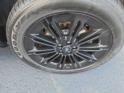 Certified 2024 Land Rover Range Rover Evoque S AWD/4WD image 21