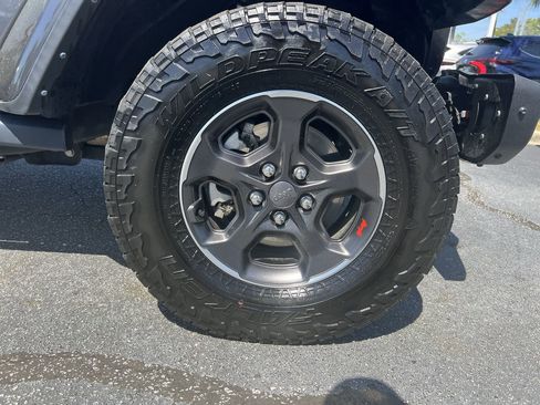 Used 2022 Jeep Gladiator Rubicon w/ LED Lighting Group image 13