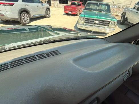 Used 1999 Chevrolet Silverado 2500 4x4 Crew Cab w/ Preferred Equipment Group 2 image 55