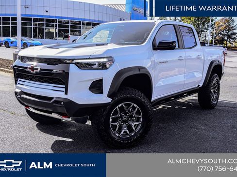 New 2026 Chevrolet Colorado ZR2 w/ Technology Package AWD/4WD image 3