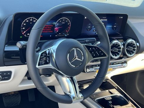 New 2026 Mercedes-Benz GLA 250 4MATIC image 21