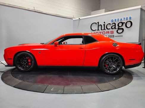 Used 2016 Dodge Challenger SRT Hellcat image 9