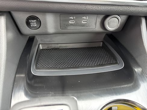 Certified 2026 Nissan Rogue SV w/ SV Premium Package FWD image 38