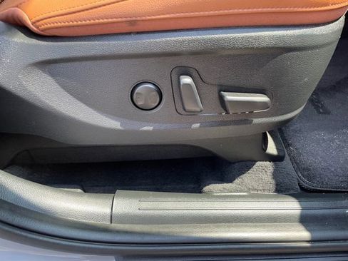 Used 2024 Kia Telluride EX X-Line image 48