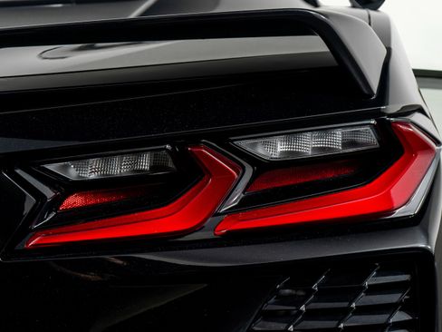 Used 2020 Chevrolet Corvette Stingray Preferred Cpe w/ 2LT image 14