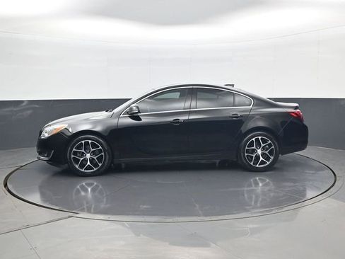 Used 2017 Buick Regal Premium w/ Driver Confidence Package #1 FWD image 8