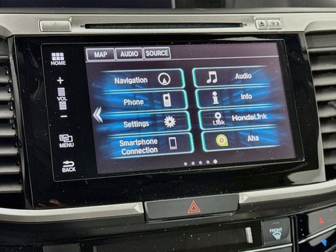 Certified 2017 Honda Accord EX-L image 15