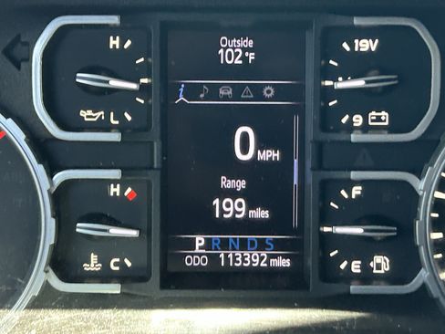 Used 2019 Toyota Tundra SR5 AWD/4WD image 26