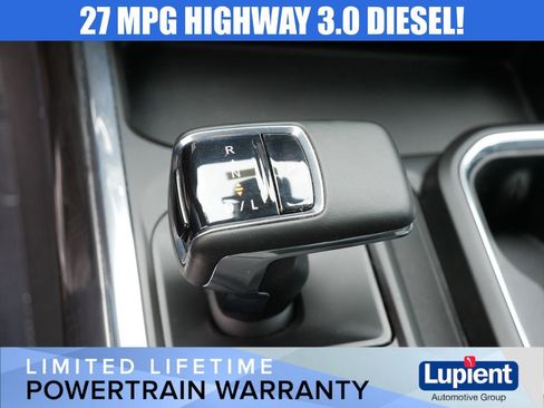 Used 2023 Chevrolet Silverado 1500 LTZ w/ LTZ Convenience Package II AWD/4WD image 19