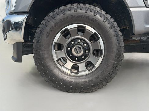 Certified 2024 Ford F250 Lariat w/ Lariat Ultimate Package AWD/4WD image 37