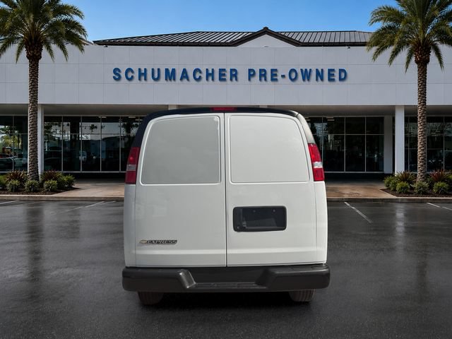 Used 2025 Chevrolet Express 2500 Extended w/ Driver Convenience Package RWD image 6