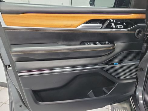 Certified 2024 Jeep Grand Wagoneer L Series III AWD/4WD image 45
