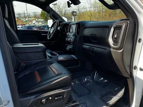 Used 2020 GMC Sierra 2500 AT4 w/ AT4 Premium Package image 11