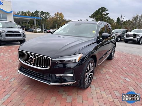 Used 2023 Volvo XC60 B5 Plus image 32