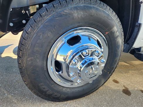 New 2026 RAM 3500 Tradesman image 24