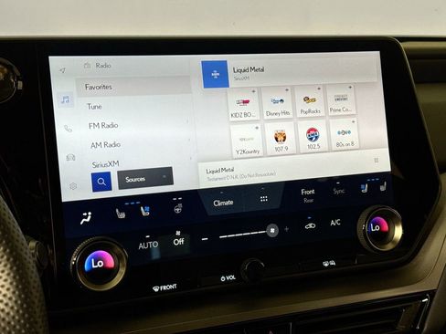 Used 2025 Lexus TX 500h AWD w/ Technology Package image 15