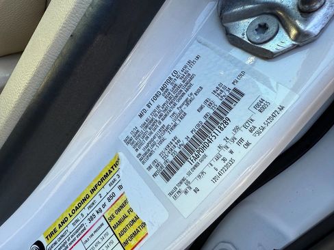 Used 2015 Ford Fusion SE w/ Equipment Group 202A image 24