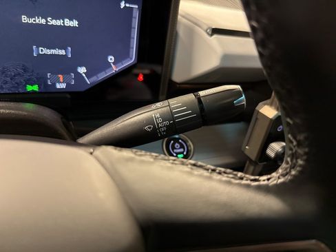 Used 2025 GMC Hummer EV 3X w/ LPO, Sport Package image 23