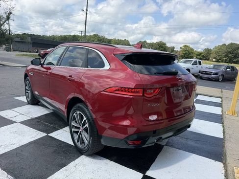 Used 2019 Jaguar F-PACE Premium AWD/4WD image 7