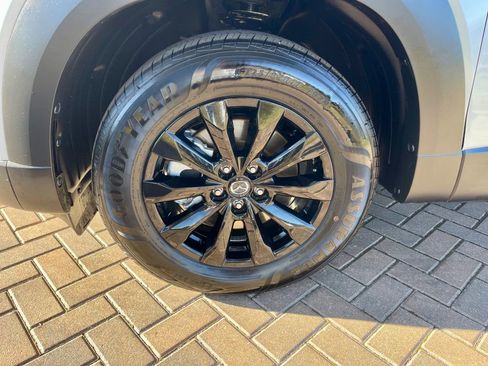 Used 2025 MAZDA CX-50 AWD 2.5 S w/ Premium Package image 10