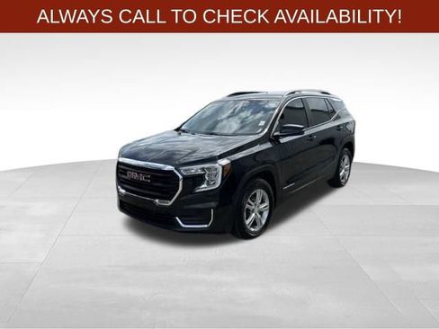 Used 2024 GMC Terrain SLE w/ Driver Convenience Package FWD image 3