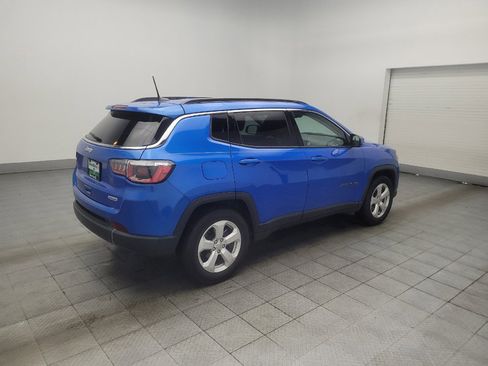 Used 2019 Jeep Compass Latitude FWD image 10