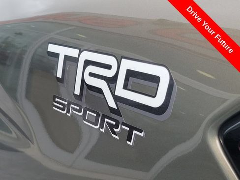 Used 2024 Toyota Tacoma TRD Sport w/ TRD Sport Premium Package AWD/4WD image 30