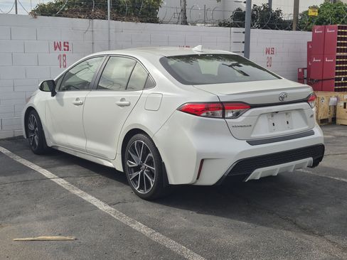 Used 2020 Toyota Corolla SE w/ SE Premium Package image 25