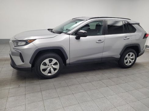 Used 2021 Toyota RAV4 LE FWD image 2