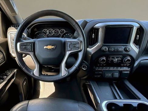 Used 2021 Chevrolet Silverado 1500 LTZ w/ LTZ Premium Package AWD/4WD image 9