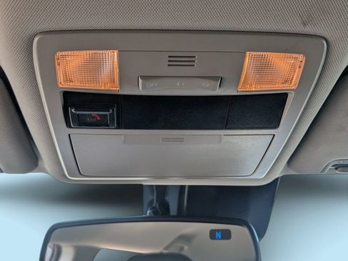 Used 2019 Toyota Tacoma SR5 AWD/4WD image 18