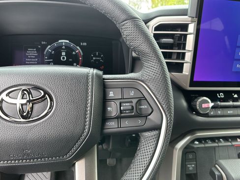 New 2026 Toyota Tundra Limited AWD/4WD image 23
