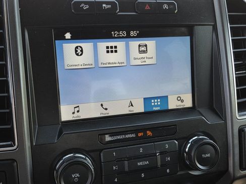 Used 2019 Ford F150 XLT w/ Equipment Group 302A Luxury AWD/4WD image 10