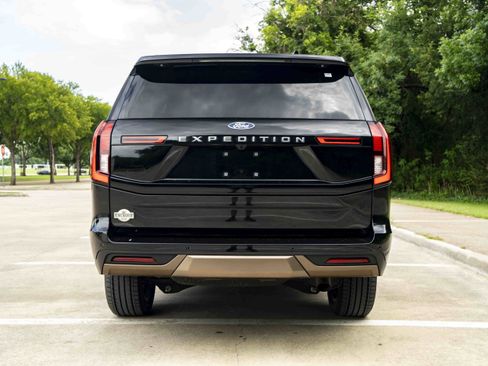 Used 2025 Ford Expedition King Ranch AWD/4WD image 8