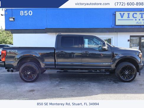Used 2021 Ford F250 Lariat image 12