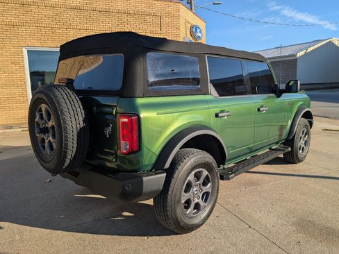 Used 2022 Ford Bronco Big Bend image 6