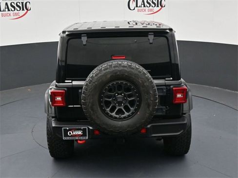 Used 2022 Jeep Wrangler Unlimited Rubicon w/ Xtreme Recon 35" Tire Package image 21
